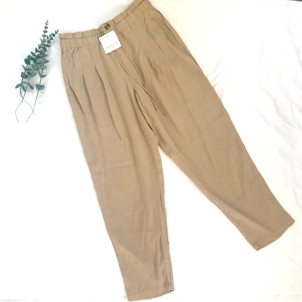 NWT BeachLunchLounge Paperbag Waist Mallie Cropped Pants